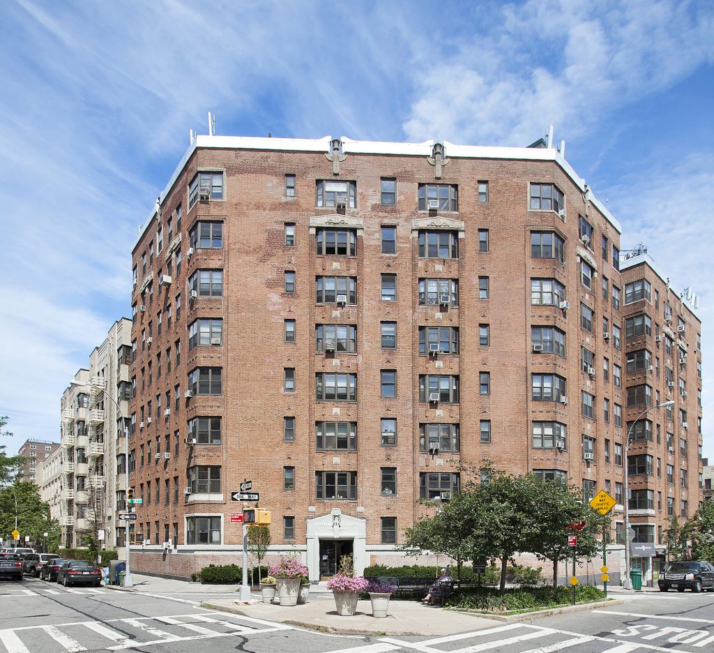 255 Cabrini Boulevard Residence 3G