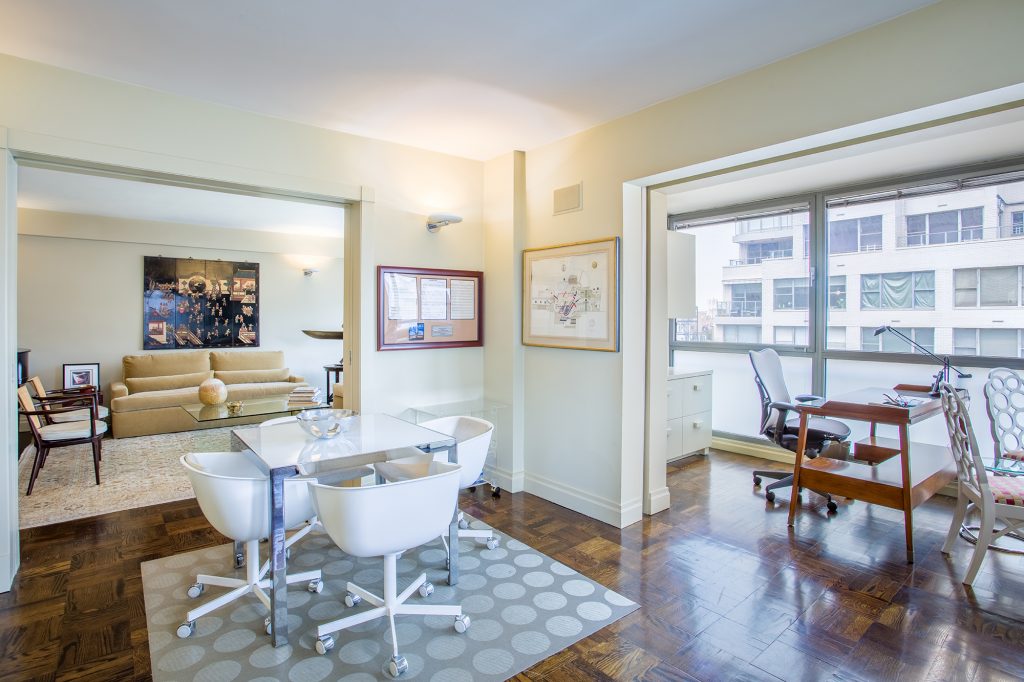 150 East 69th Street Residence 16Q